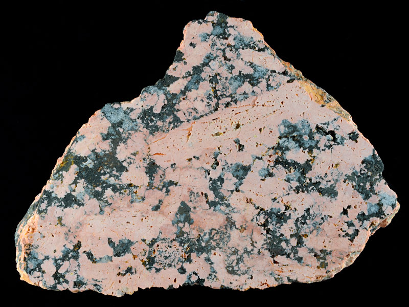 luxullianite - width 13.5 cm