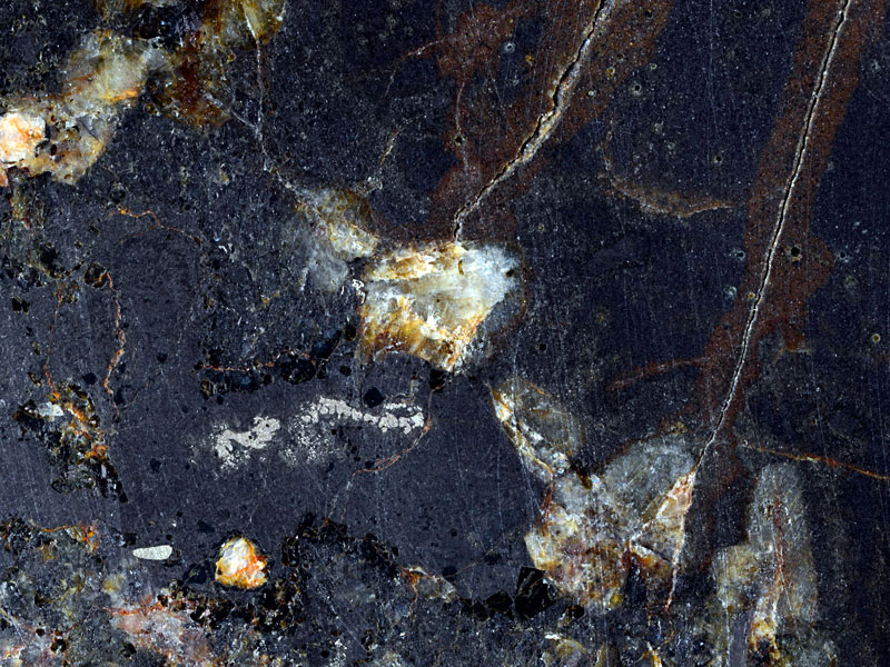 cordierite nodule - width 3.4 cm