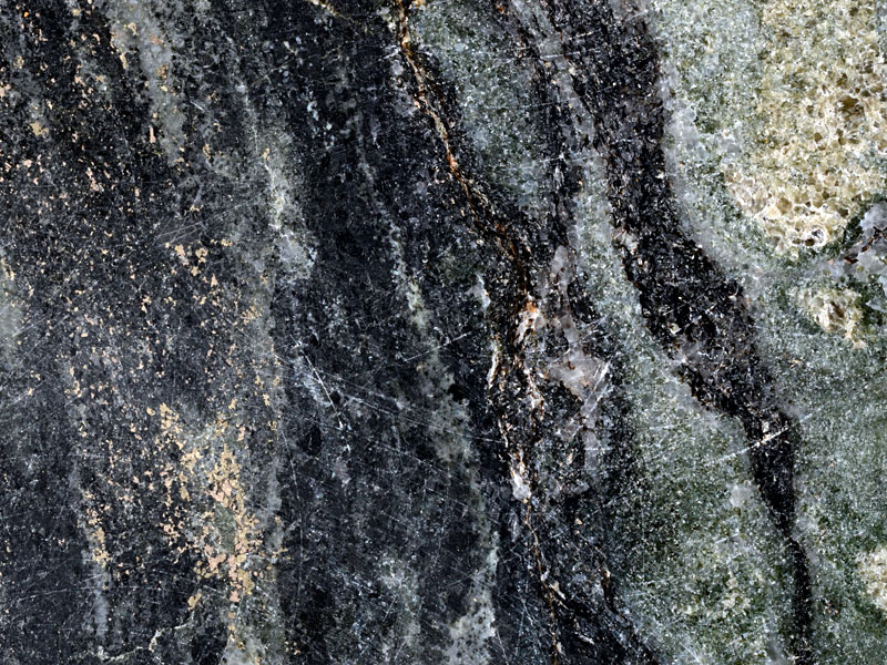 calc silicate gneiss - width 4.5 cm