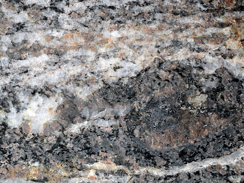 garnet pyroxene gneiss - width 4.8 cm