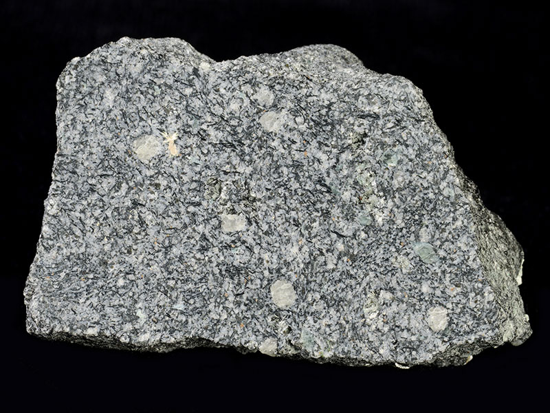width 7 cm - white crystals sodalite